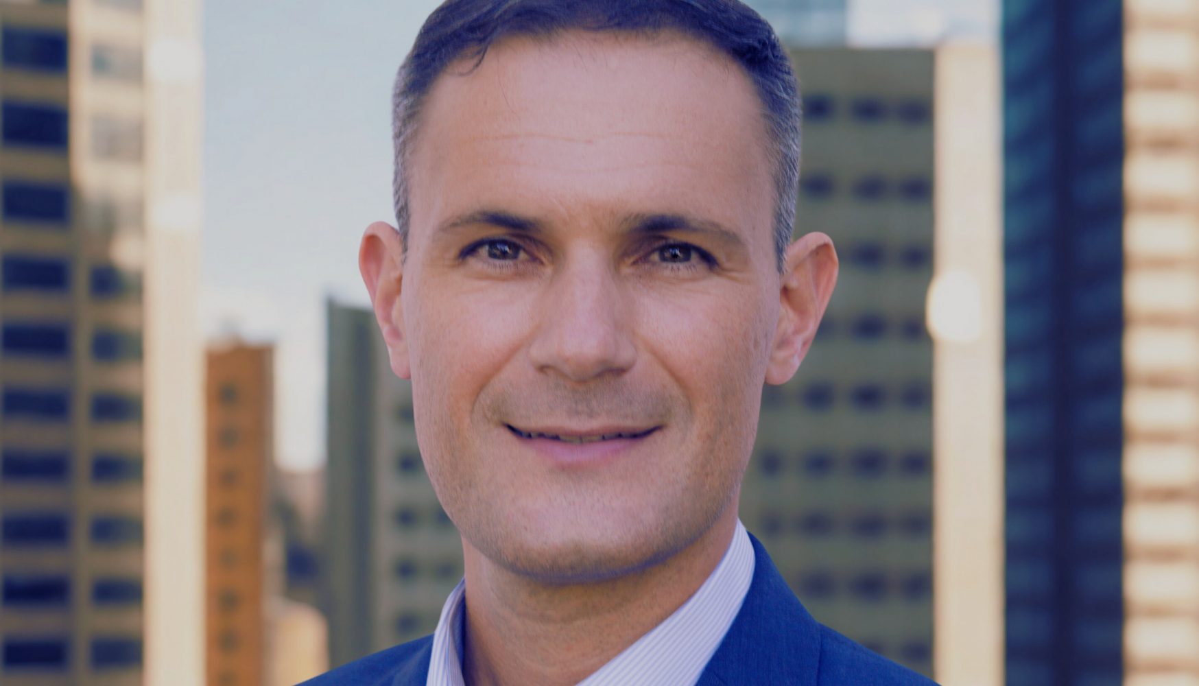 CarlosHeadshots_2019-2.1